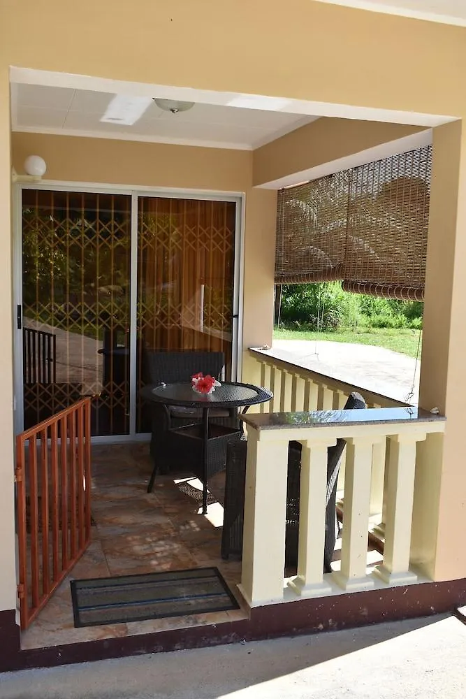 Zeph Self Catering Apartment Baie Lazare   Baie Lazare (Mahe)